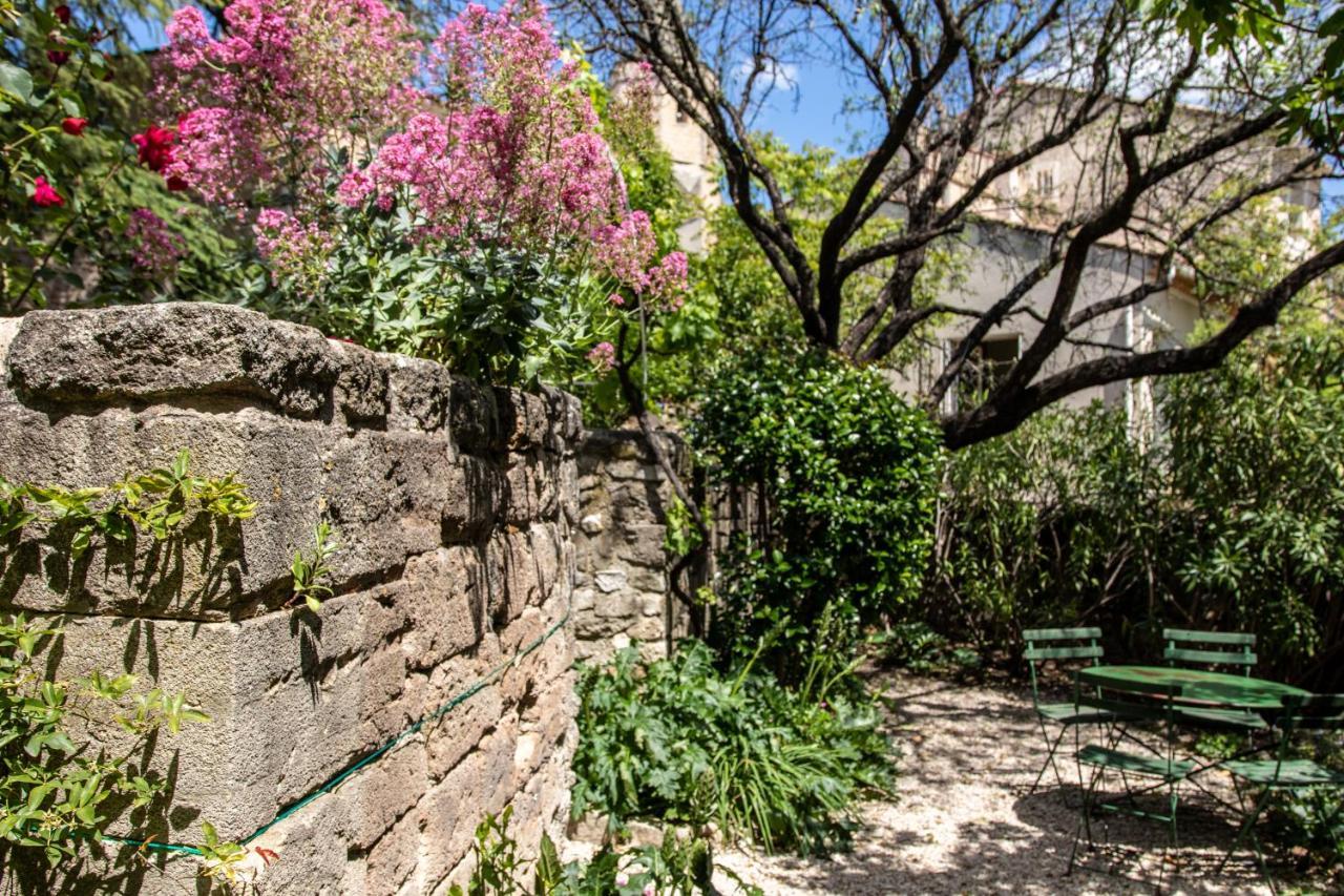 Le Jardin De Alojamento de Acomodação e Pequeno-almoço Mazan